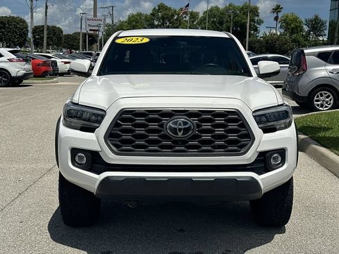 Used 2023 Toyota Tacoma TRD Off-Road w/ Advanced Technology Package AWD/4WD image 4