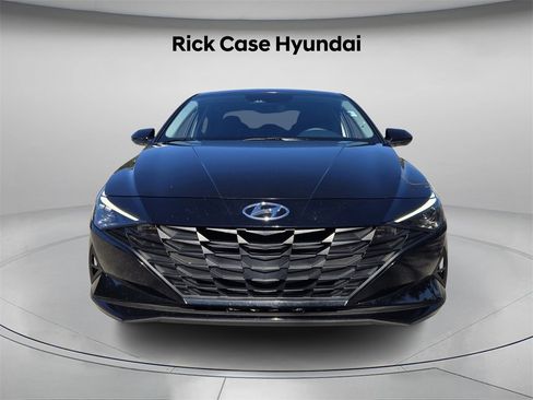 Certified 2023 Hyundai Elantra SEL image 5