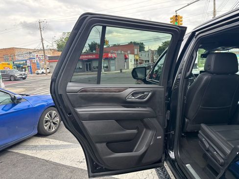 Used 2021 Chevrolet Tahoe Z71 AWD/4WD image 20