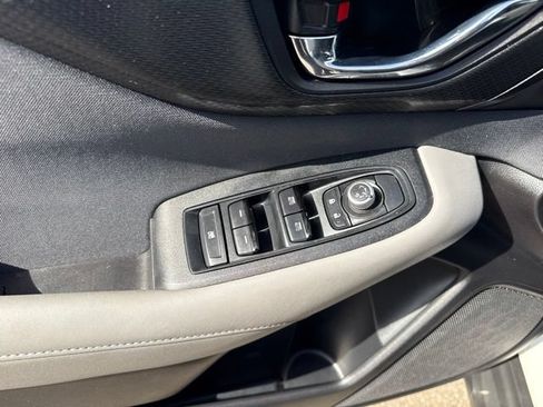 Used 2023 Subaru Outback Premium AWD/4WD image 18