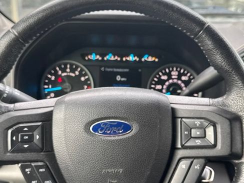 Used 2015 Ford F150 XLT w/ Equipment Group 302A Luxury AWD/4WD image 13