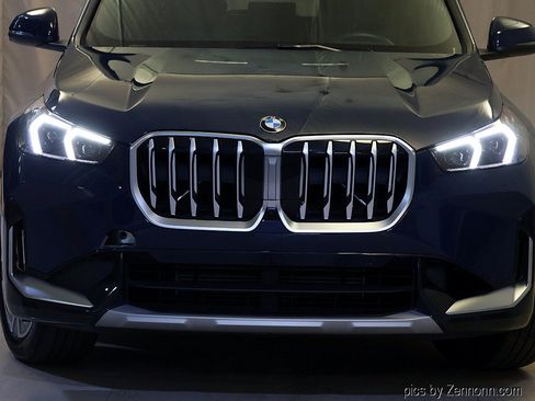 Used 2026 BMW X1 xDrive28i AWD/4WD image 6