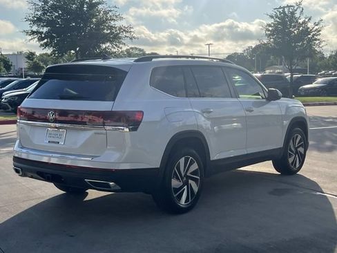 New 2026 Volkswagen Atlas SE FWD image 8