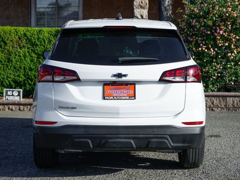 Used 2022 Chevrolet Equinox LS w/ LS Convenience Package image 7