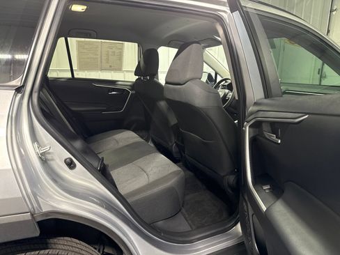 Used 2024 Toyota RAV4 XLE AWD/4WD image 14