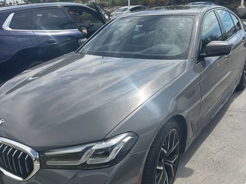 Used 2021 BMW 530i w/ Executive Package RWD image 3