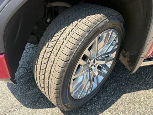 Used 2019 GMC Sierra 1500 Denali w/ Denali Ultimate Package AWD/4WD image 34