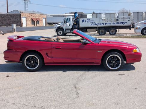 Used 1997 Ford Mustang GT image 26