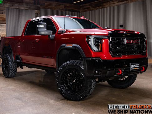 Used 2025 GMC Sierra 2500 AT4X AWD/4WD image 1