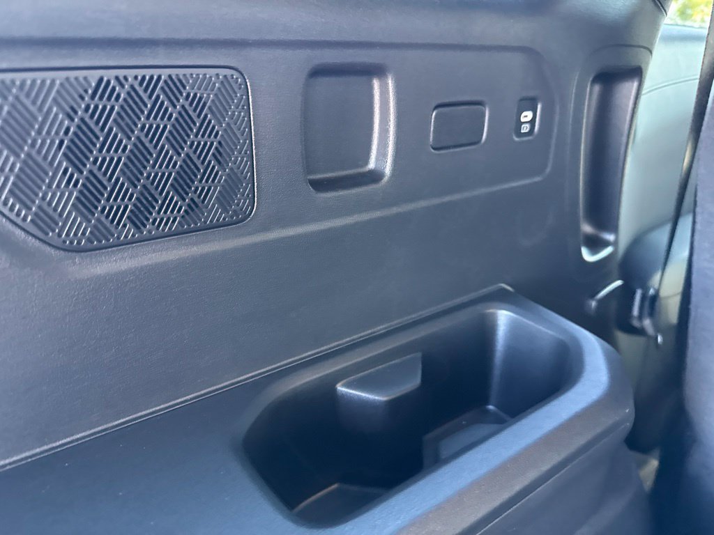 Used 2027 Kia Telluride S FWD image 14