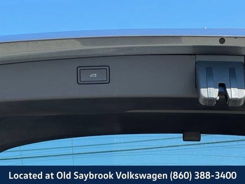 Certified 2025 Volkswagen Tiguan SE R-Line AWD/4WD image 22