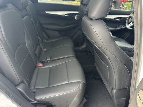Used 2019 INFINITI QX50 Essential w/ Proactive Package image 16