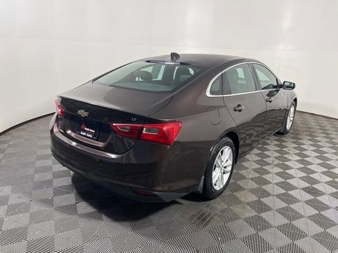 Used 2016 Chevrolet Malibu LT image 6