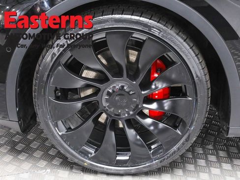 Used 2022 Tesla Model Y Performance image 31