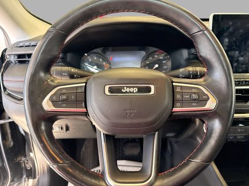 Used 2022 Jeep Compass Trailhawk w/ Sun and Sound Group AWD/4WD image 14