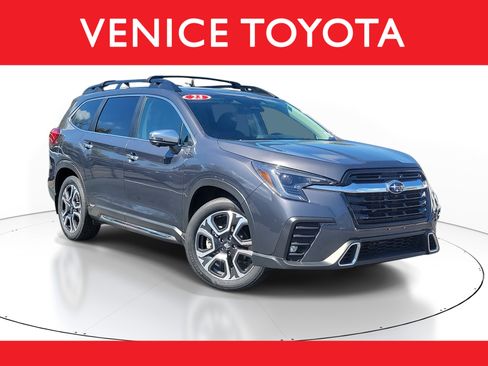 Used 2023 Subaru Ascent Touring image 1