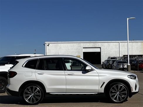 Used 2022 BMW X3 xDrive30i w/ Premium Package 2 image 3