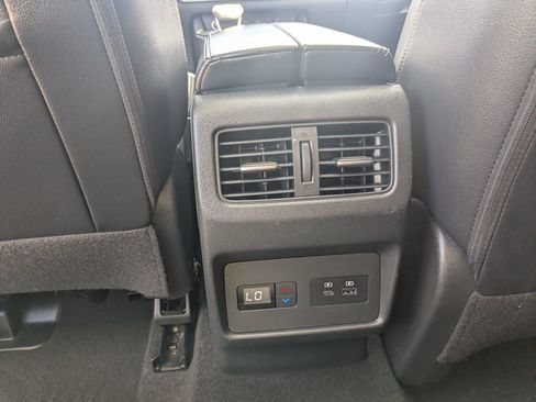 Used 2021 Nissan Rogue SL w/ Premium Package FWD image 29