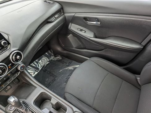 Used 2022 Nissan Sentra S FWD image 25