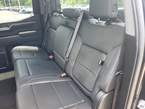 Used 2025 GMC Sierra 1500 SLT AWD/4WD image 20