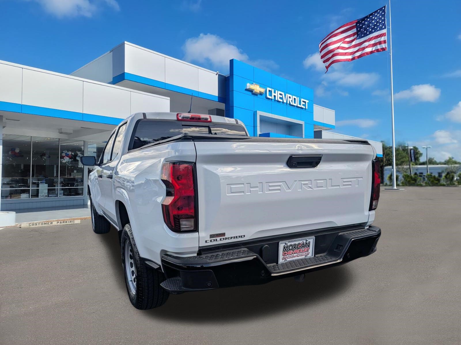 Used 2024 Chevrolet Colorado W/T w/ WT Convenience Package II RWD image 5