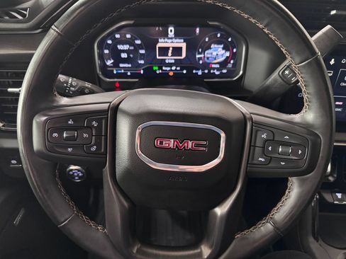 Used 2025 GMC Sierra 2500 AT4 w/ AT4 Premium Plus Package AWD/4WD image 16
