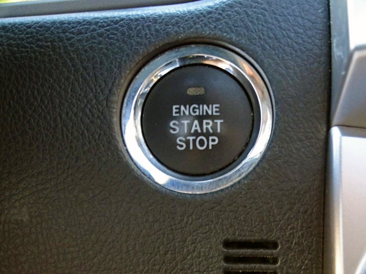 Used 2015 Toyota 4Runner Limited AWD/4WD image 22