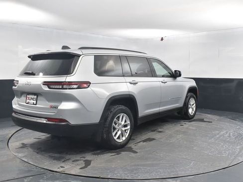 New 2026 Jeep Grand Cherokee L Laredo image 8