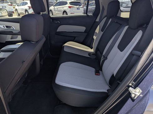 Used 2017 GMC Terrain SLE AWD/4WD image 8