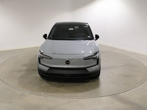 New 2026 Volvo EX30 Plus w/ Protection Package Premier image 8