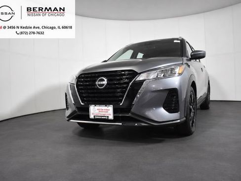 Used 2024 Nissan Kicks SV FWD image 1