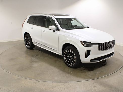 New 2026 Volvo XC90 B6 Ultra w/ Protection Package image 7