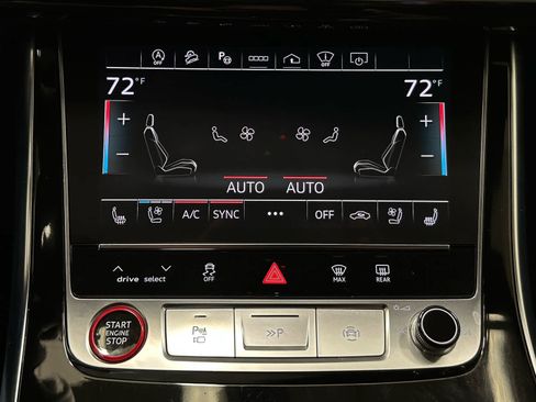 Used 2023 Audi SQ7 Prestige w/ Sport Package image 32