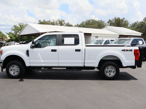 Used 2022 Ford F250 XL w/ Power Equipment Group AWD/4WD image 6