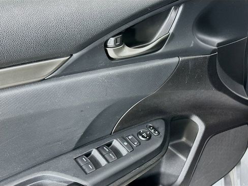 Used 2020 Honda Civic Sport image 23