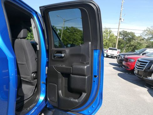 Used 2023 Chevrolet Silverado 1500 Custom w/ Rally Edition AWD/4WD image 23