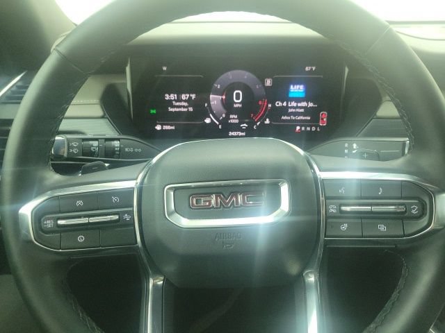 Used 2026 GMC Acadia Elevation w/ Elevation Premium Package FWD image 29