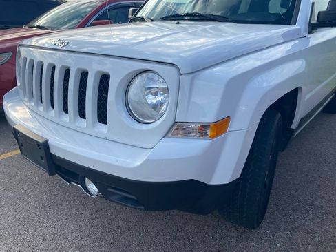 Used 2016 Jeep Patriot High Altitude AWD/4WD image 18