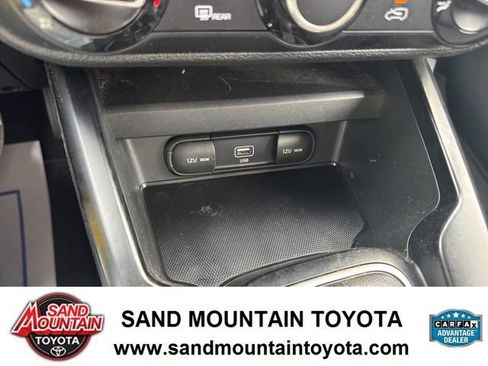 Used 2021 Kia Soul LX image 19