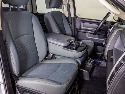 Used 2015 RAM 1500 Express image 41