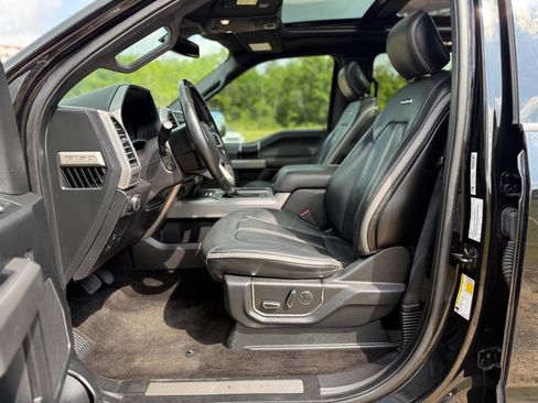 Used 2018 Ford F150 Platinum w/ Equipment Group 701A Luxury AWD/4WD image 24