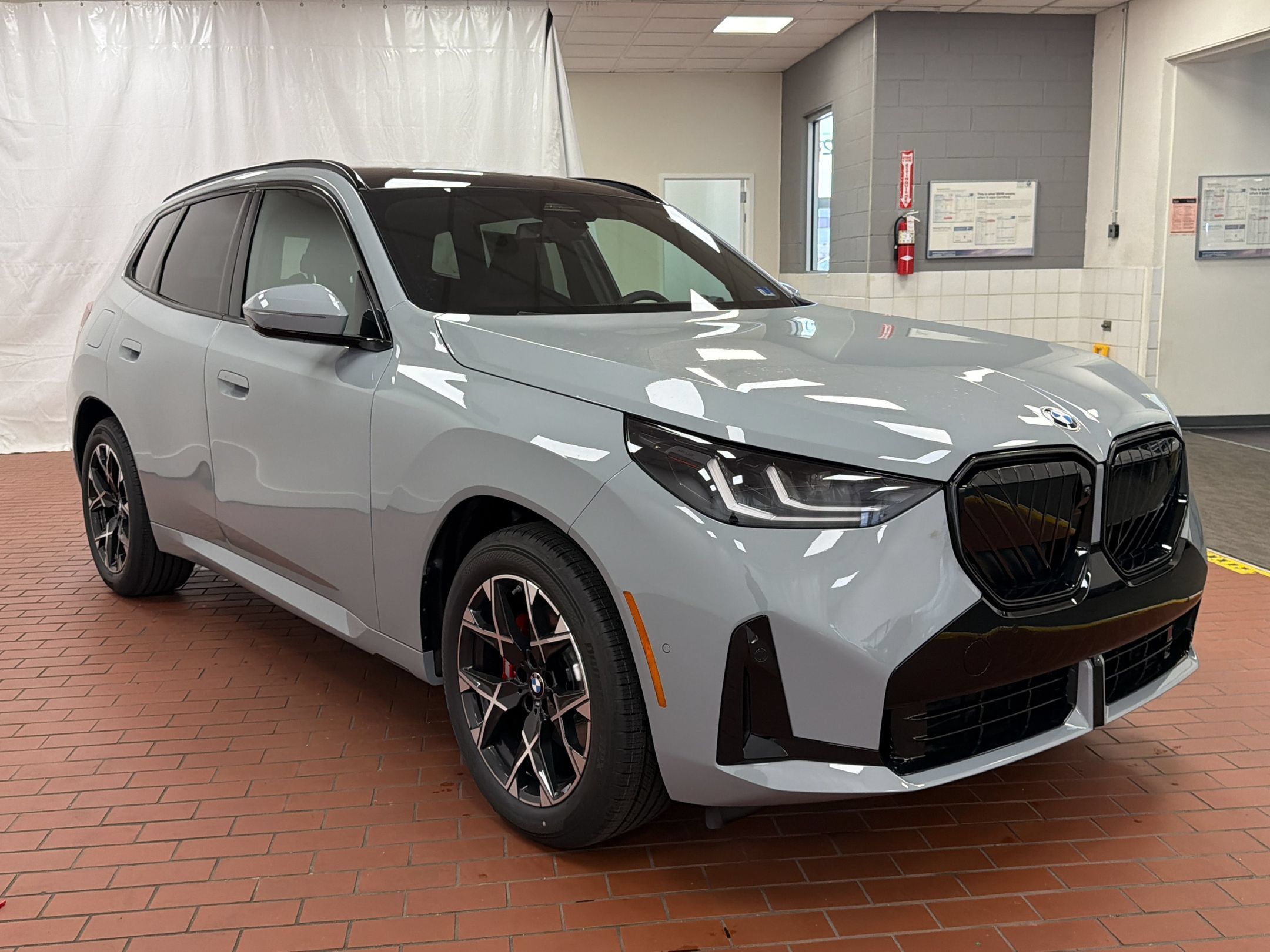 Used 2026 BMW X3 xDrive30i w/ Premium Package AWD/4WD image 7