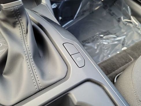 New 2026 Kia K4 FWD image 25