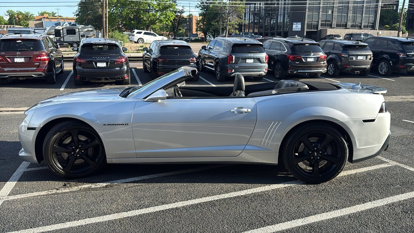 Used 2015 Chevrolet Camaro SS w/ RS Package RWD image 14