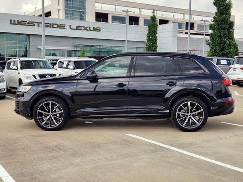 Used 2021 Audi Q7 3.0T Premium Plus w/ Premium Plus Package AWD/4WD image 4