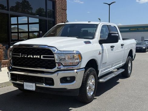 Used 2024 RAM 2500 Big Horn AWD/4WD image 1