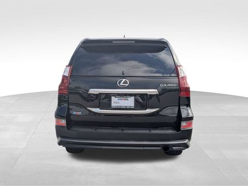 Used 2022 Lexus GX 460 Luxury w/ Sport Design Package AWD/4WD image 5