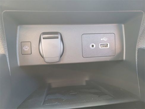 Certified 2025 Nissan Versa SV w/ Trunk Package image 25