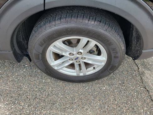 Used 2022 Ford Explorer XLT RWD image 7