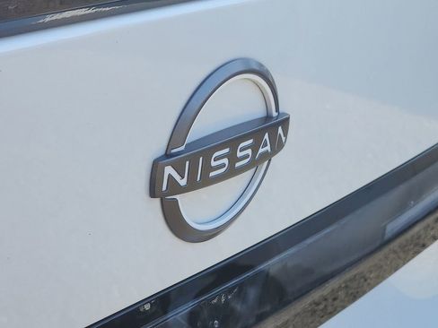New 2026 Nissan Sentra SR w/ SR Premium Package FWD image 11